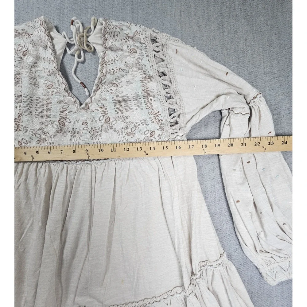 Free People Women's Much Love Top Boho Long‎ Sleeve Embroider Design Sz Medium
